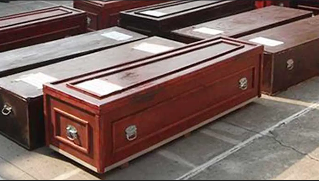 কুয়েতে বিষাক্ত মদপানে ১০ প্রবাসীর মৃত্যু, হাসপাতালে আরও কয়েকজন